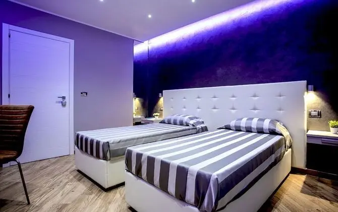 Deluxe Tek Büyük veya İki Ayrı Yataklı Oda