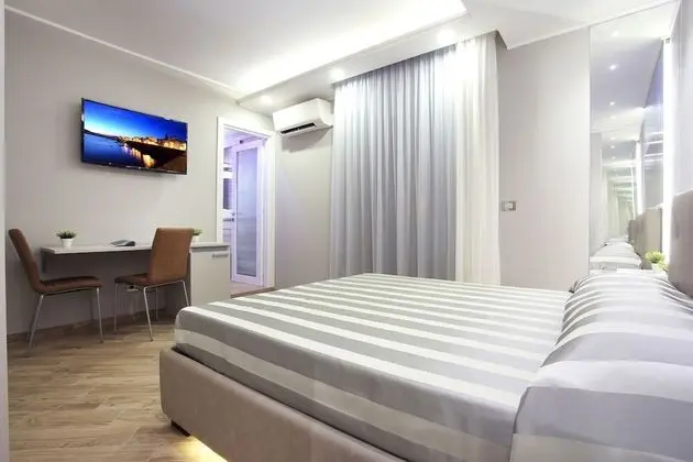Panoramic Tek Büyük Yataklı Oda