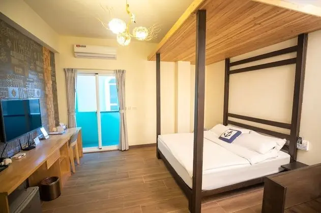 Deluxe Tek Büyük Yataklı Oda, 1 En Büyük (King) Boy Yatak, Sigara İçilmez, Kısmi Deniz Manzarası