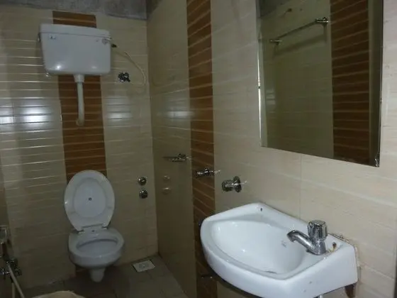 Basic Üç Kişilik Oda, 1 Tek Kişilik Yatak, Sigara İçilebilir