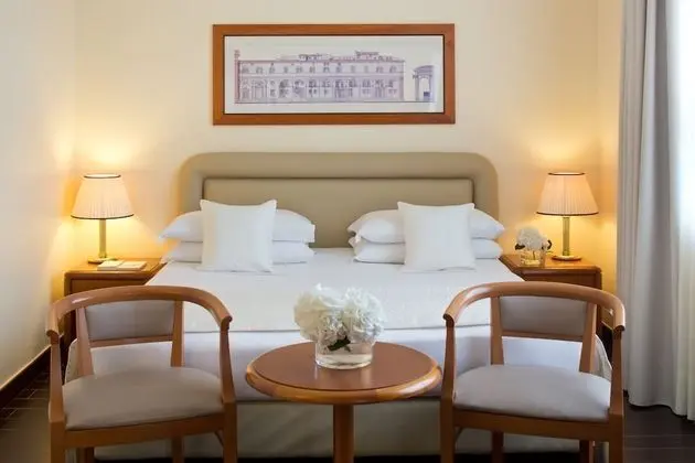 Executive Tek Büyük veya İki Ayrı Yataklı Oda