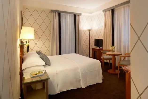 Deluxe Tek Büyük veya İki Ayrı Yataklı Oda