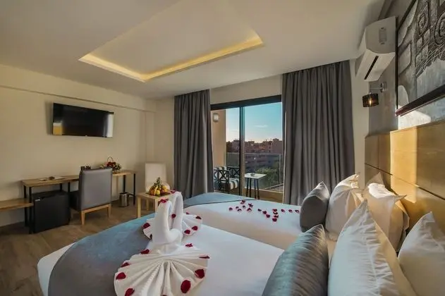 Standard Tek Büyük veya İki Ayrı Yataklı Oda