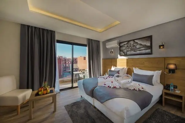 Standard Tek Büyük veya İki Ayrı Yataklı Oda