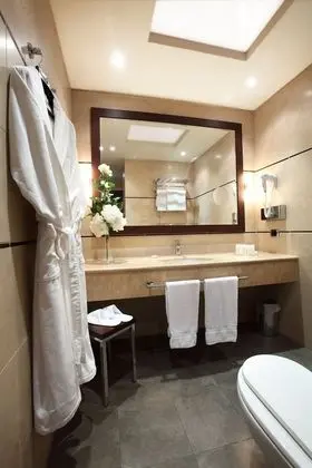 Deluxe Üç Kişilik Oda