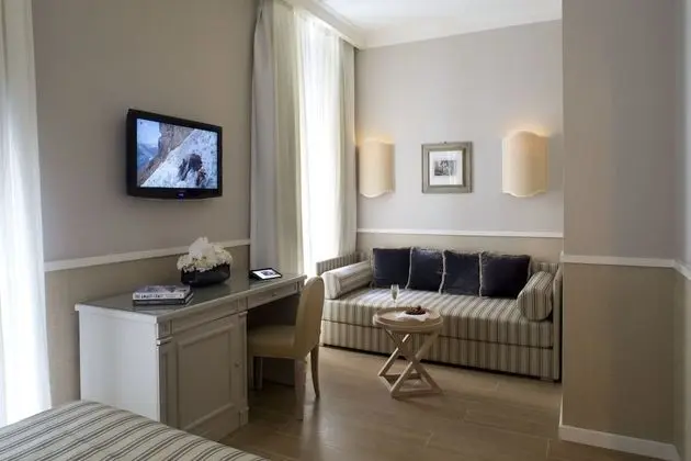 Double Deluxe With Vesuvius View