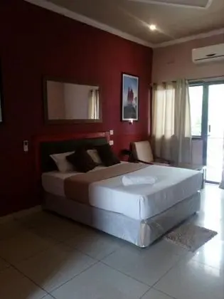 Deluxe Tek Büyük Yataklı Oda