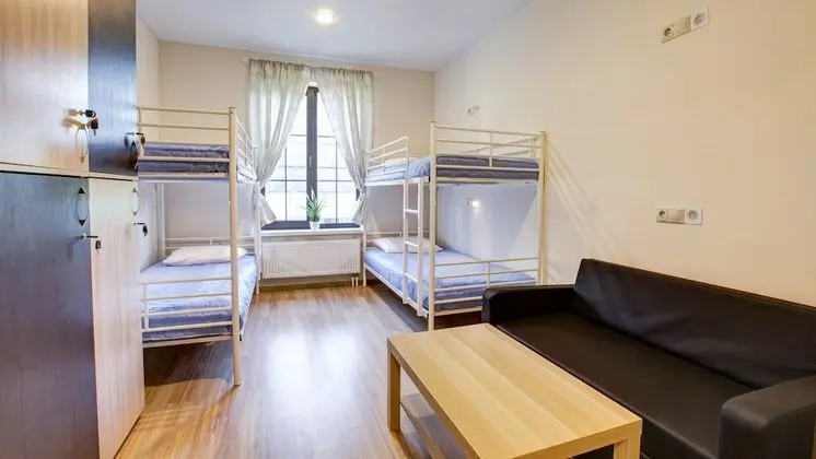 Ortak Ranzalı Oda, Sadece kadınlar için (4 beds)