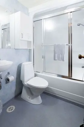 Tek Büyük veya İki Ayrı Yataklı Oda, Özel Banyo