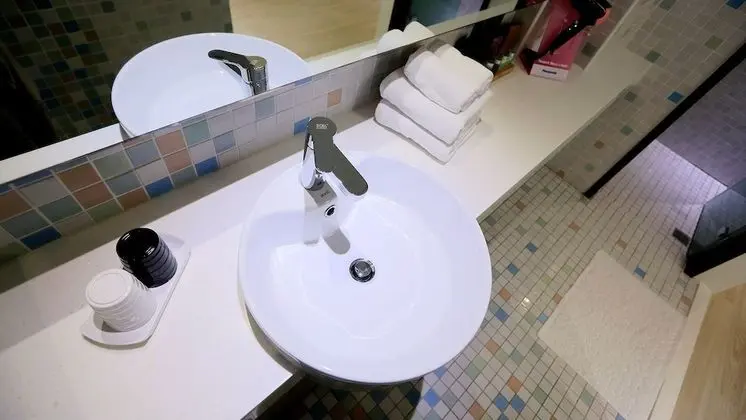 Standard Tek Büyük Yataklı Oda (01)