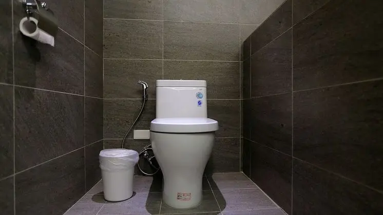 Standard Tek Büyük Yataklı Oda (04)