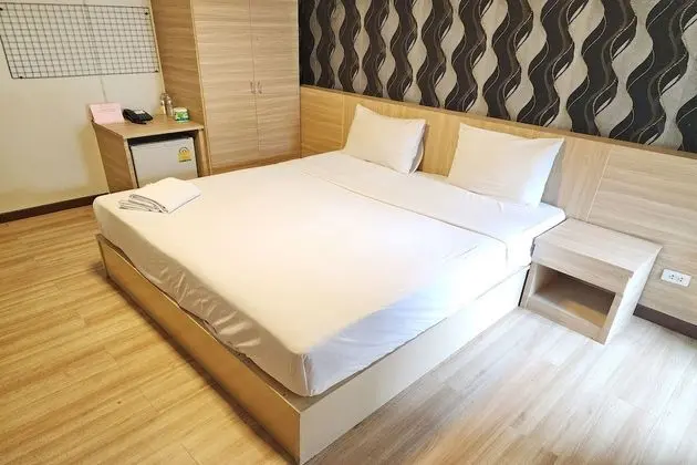 Standard Tek Büyük Yataklı Oda