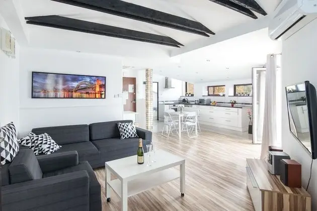 Deluxe Apart Daire, Birden Çok Yatak, Sigara İçilmez, Şehir Manzaralı