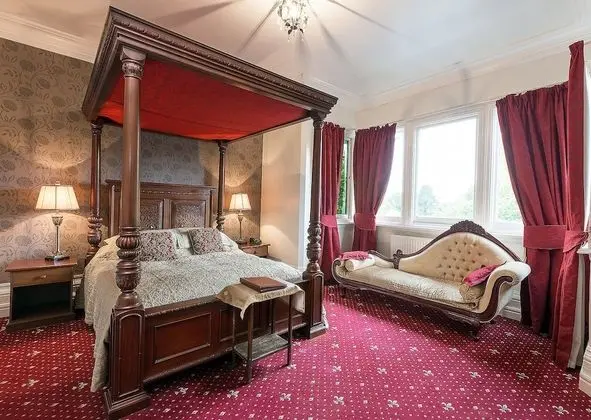 Deluxe Oda, 1 En Büyük (King) Boy Yatak, Şehir Manzaralı (Four Poster)