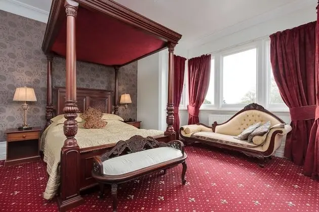 Deluxe Oda, 1 En Büyük (King) Boy Yatak, Şehir Manzaralı (Four Poster)