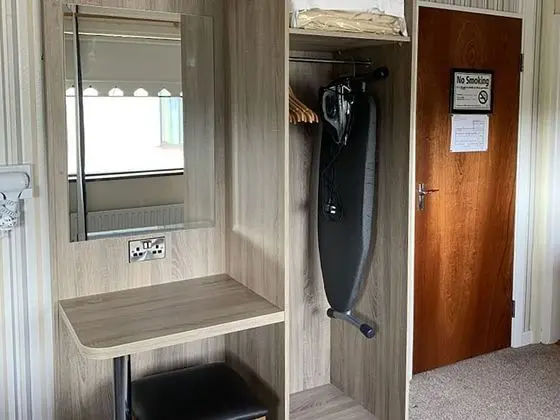 Tek Büyük Yataklı Oda