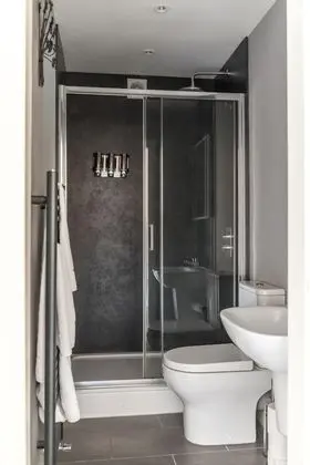 Superior Tek Büyük Yataklı Oda