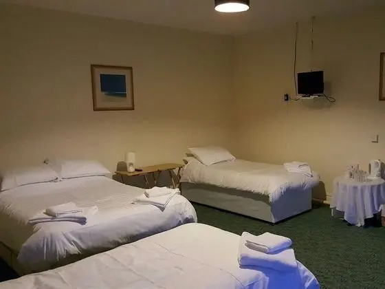 Basic Süit, Ortak Banyo