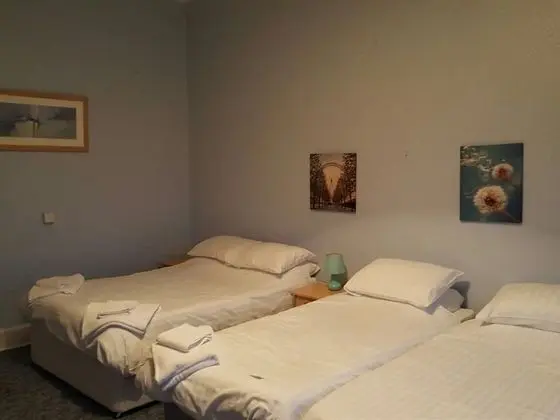 Basic Süit, Ortak Banyo