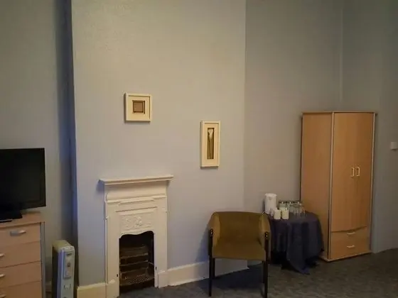 Basic Süit, Ortak Banyo