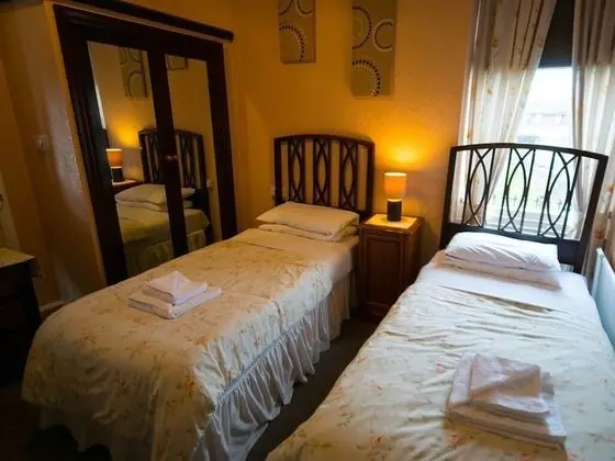 İki Ayrı Yataklı Oda, Banyolu/Duşlu (Room Only)