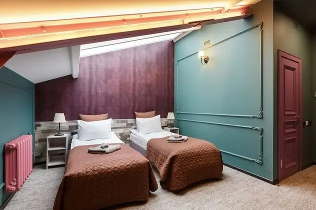 Standard Tek Büyük veya İki Ayrı Yataklı Oda (Attic)