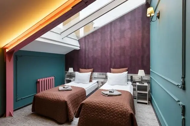 Standard Tek Büyük veya İki Ayrı Yataklı Oda (Attic)