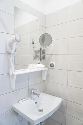 Standard Tek Büyük veya İki Ayrı Yataklı Oda