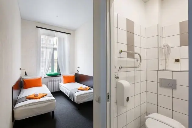 Standard Tek Büyük veya İki Ayrı Yataklı Oda