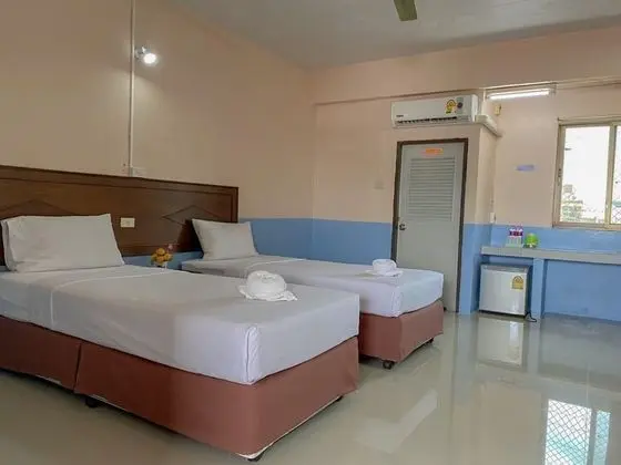 Standard Twin Room