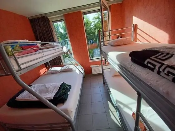 Basic Ortak Ranzalı Oda