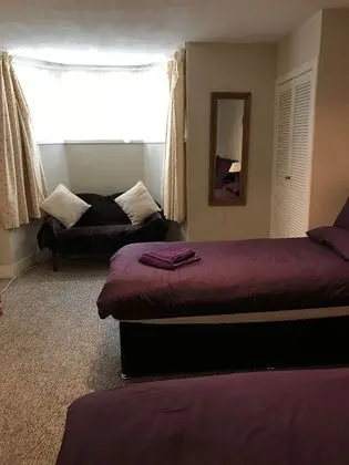 Double Room (Shared Bathroom)