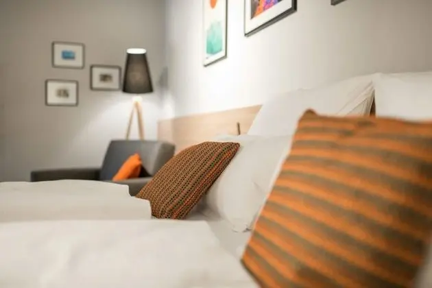 Comfort Tek Büyük Yataklı Oda