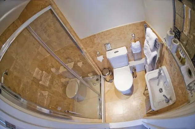 Executive King with shower (no bath)
