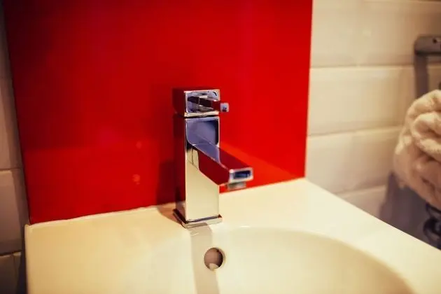Small Single Room with Shower