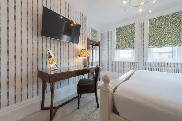 Superior Superking Room with Shower