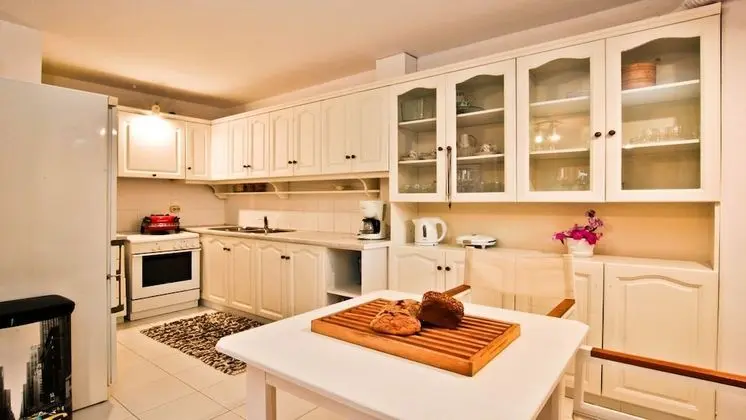 Apart Daire, 2 Yatak Odası, Deniz Manzaralı