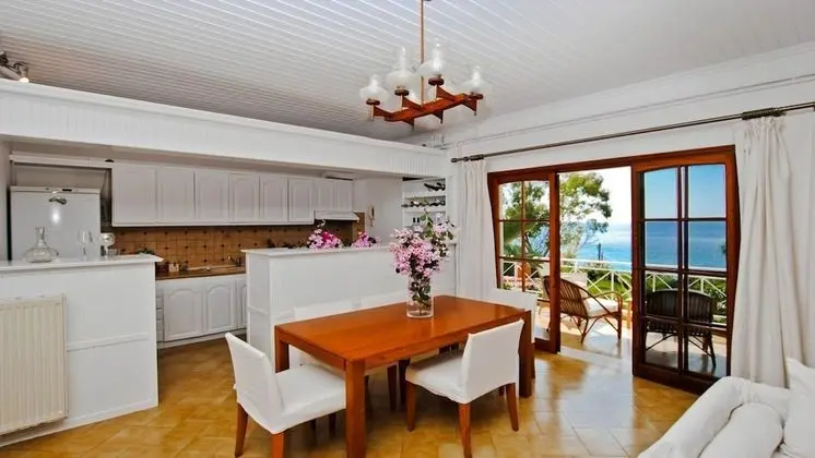 Apart Daire, 3 Yatak Odası, Balkon