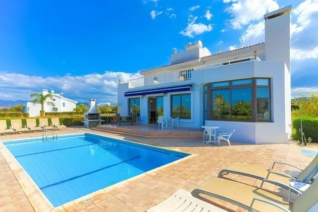 Villa, Sigara İçilebilir