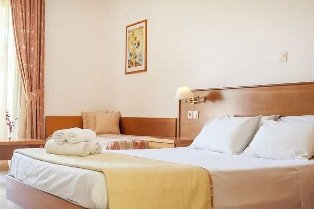 Stüdyo, Balkon, Havuz Manzaralı
