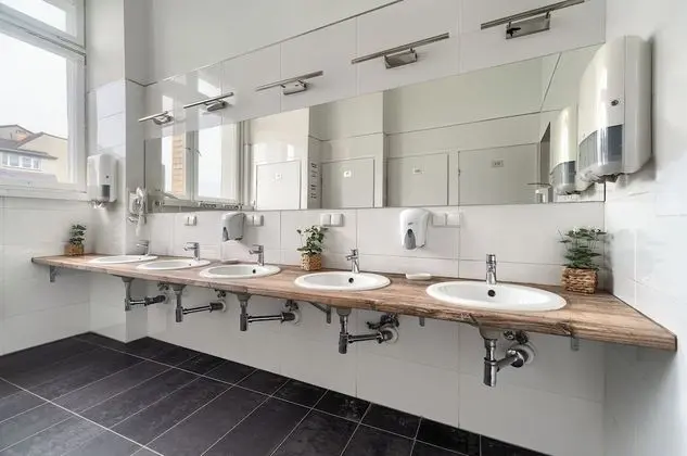 Standard Tek Büyük veya İki Ayrı Yataklı Oda, 2 Tek Kişilik Yatak, Ortak Banyo