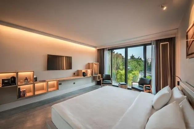 Moonlight Suite