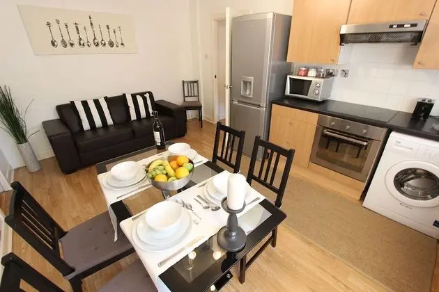 Apart Daire, 2 Yatak Odası (Burwood Place)