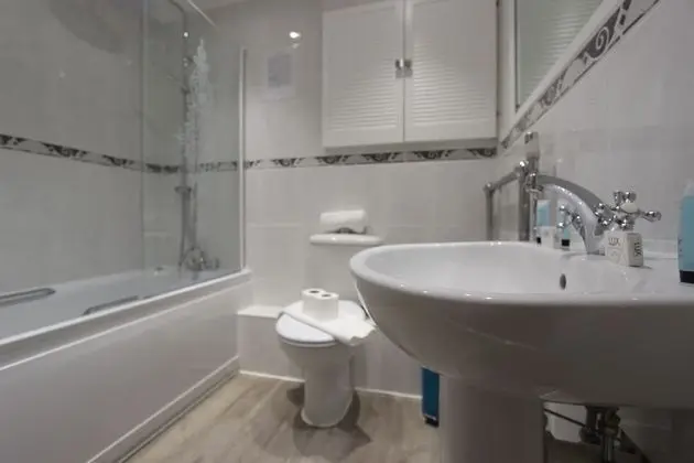 Superior Apartment, 2 Bedrooms (Burwood Place)