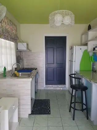 Basic Apart Daire, Bahçe Manzaralı