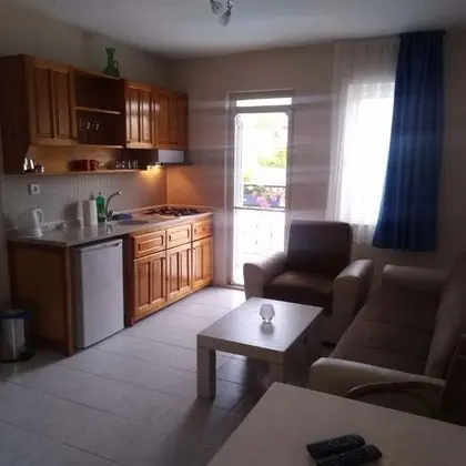 Family Tek Büyük veya İki Ayrı Yataklı Oda