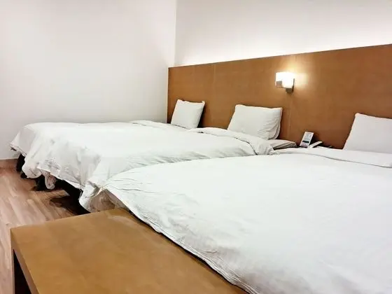 Deluxe Üç Kişilik Oda