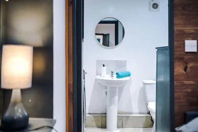 Apart Daire, Özel Banyo (F1)