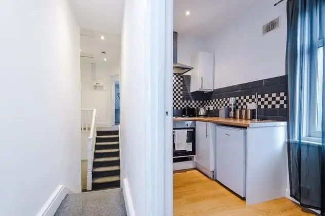 Standard Apart Daire, Özel Banyo (F4)