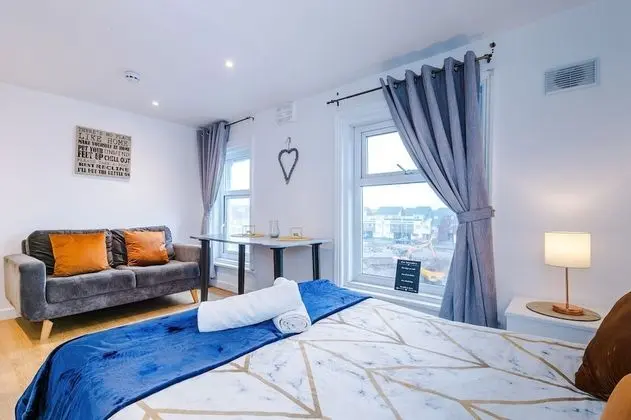 Standard Apart Daire, Özel Banyo (F4)